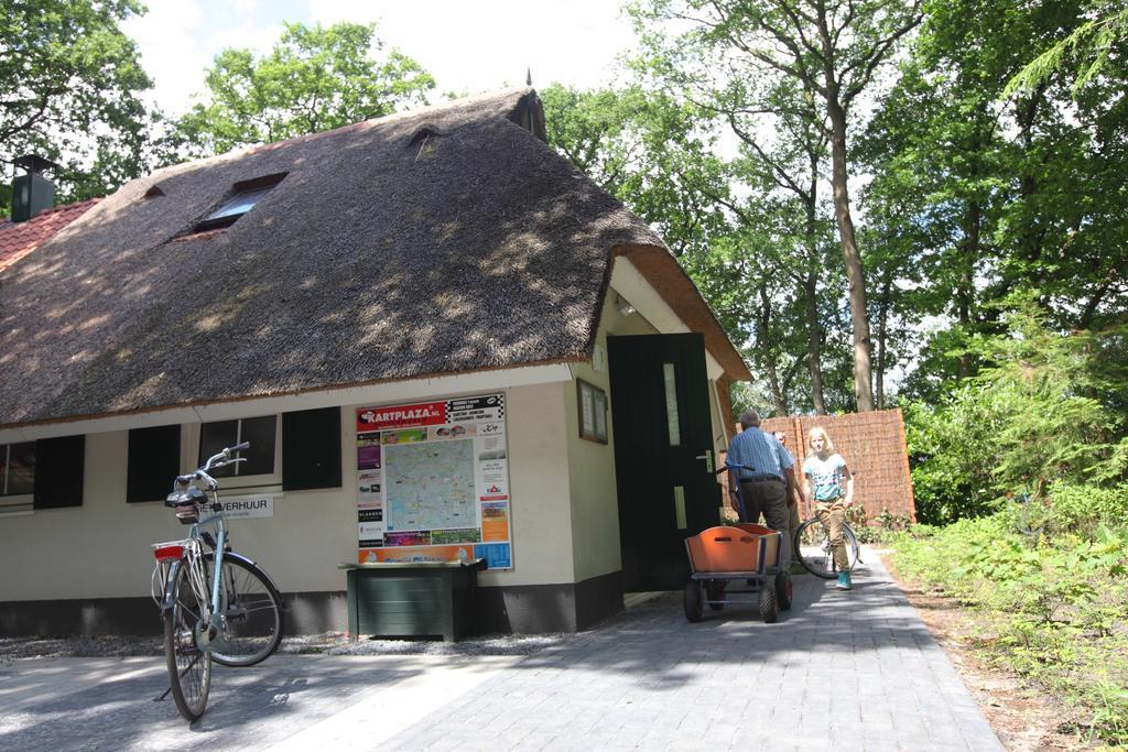 Natuurpark De Witte Bergen Hotel Rouveen Quarto foto